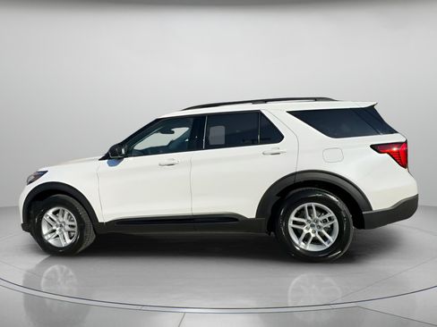 New 2026 Ford Explorer Active image 17