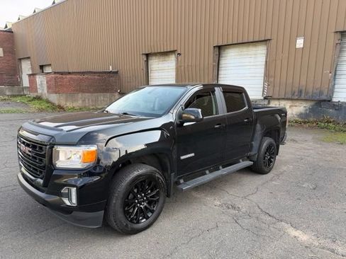 Used 2022 GMC Canyon Elevation w/ Elevation Premium Package AWD/4WD image 3