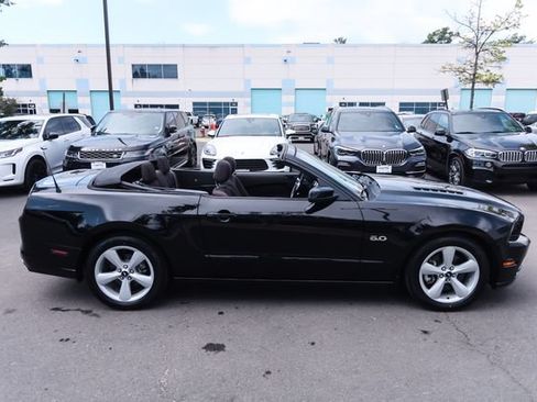 Used 2013 Ford Mustang GT RWD image 17