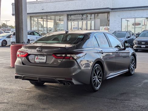 Certified 2023 Toyota Camry SE image 4
