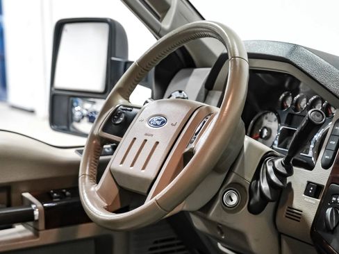 Used 2010 Ford F250 Lariat AWD/4WD image 13