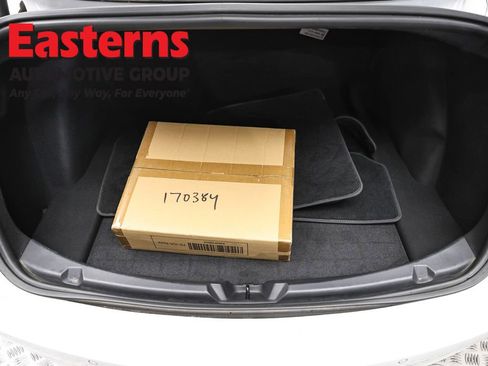 Used 2021 Tesla Model 3 Standard Range Plus RWD image 9
