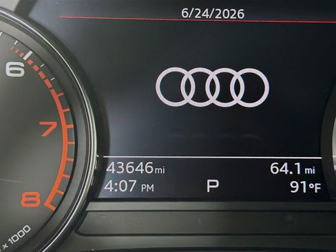 Used 2021 Audi Q5 2.0T Premium w/ Convenience Package AWD/4WD image 18