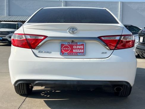 Used 2015 Toyota Camry SE image 8