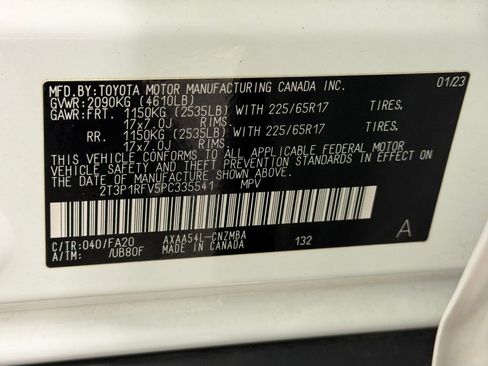 Used 2023 Toyota RAV4 XLE AWD/4WD image 19