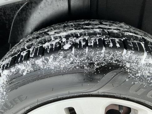 Used 2017 Dodge Grand Caravan SE w/ Power Window Group image 16