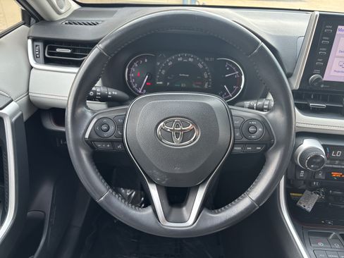 Used 2019 Toyota RAV4 Limited w/ Advanced Technology Package AWD/4WD image 14