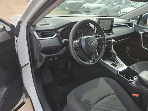 Used 2025 Toyota RAV4 LE image 13