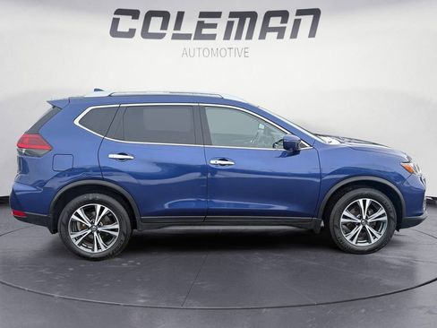 Used 2019 Nissan Rogue SV w/ Premium Package image 6