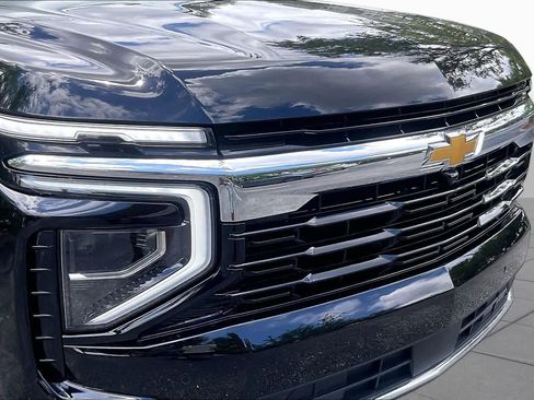 Used 2025 Chevrolet Tahoe LS RWD image 32