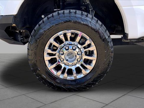 Used 2020 Ford F250 XLT w/ XLT Premium Package AWD/4WD image 11
