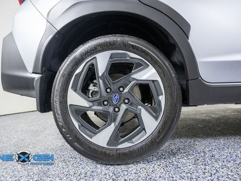 Used 2024 Subaru Crosstrek 2.0i Premium AWD/4WD image 43