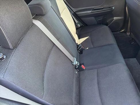 Used 2013 Subaru Crosstrek 2.0i Premium image 18