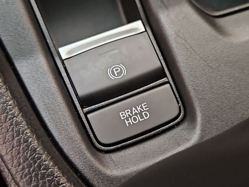 Certified 2025 Honda Accord SE image 32