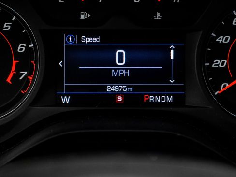 Used 2021 Chevrolet Camaro LT RWD image 23