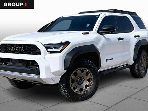 Used 2025 Toyota 4Runner Trailhunter image 1