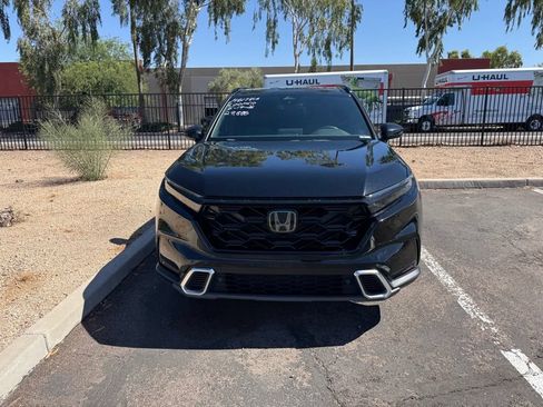Used 2025 Honda CR-V Sport Touring image 2