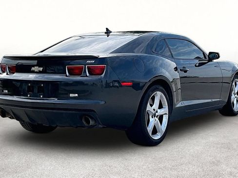 Used 2013 Chevrolet Camaro SS RWD image 12