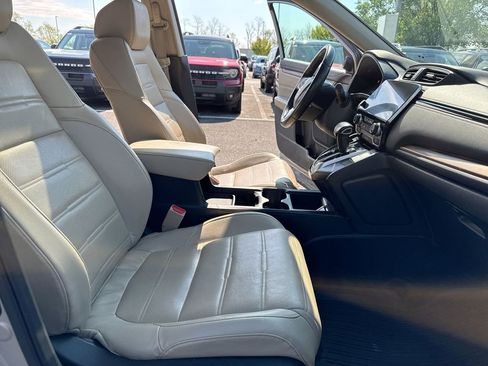 Used 2018 Honda CR-V Touring image 23