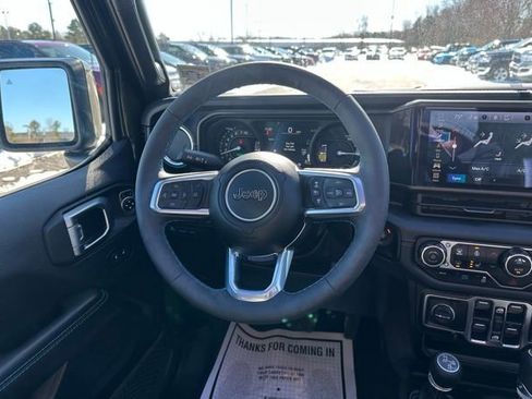 Used 2024 Jeep Wrangler High Altitude image 19