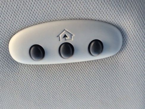 Used 2022 Ford Edge Titanium w/ Equipment Group 301A image 24