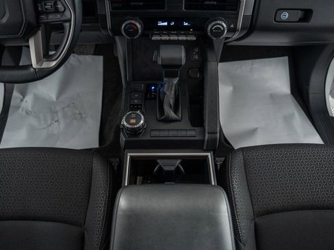 Certified 2025 Toyota 4Runner SR5 image 28