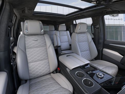New 2026 Cadillac Escalade V w/ LPO, ONYX Package AWD/4WD image 16