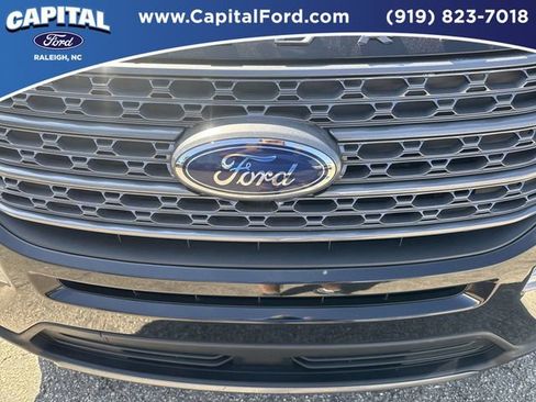 Certified 2022 Ford Explorer XLT w/ Equipment Group 202A image 10