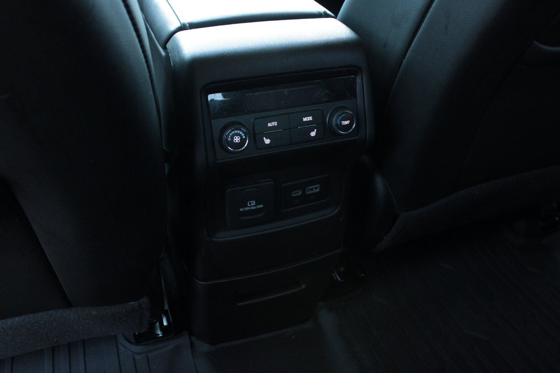 Used 2023 GMC Acadia SLT w/ Preferred Package AWD/4WD image 20