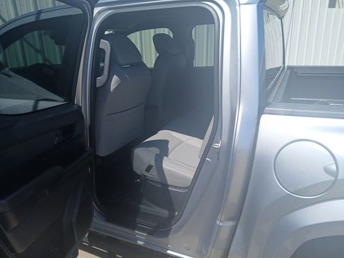 Used 2025 Toyota Tacoma SR5 AWD/4WD image 10