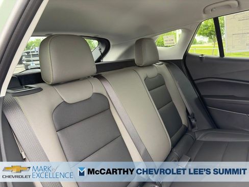 New 2026 Chevrolet Trax ACTIV FWD image 37