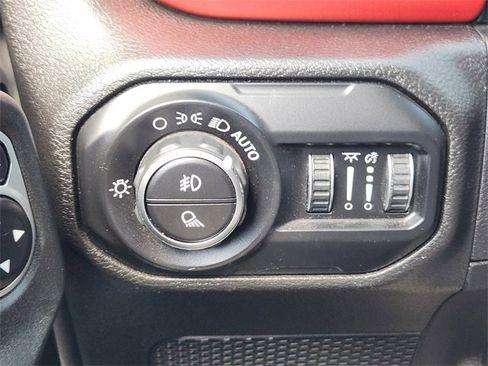 Used 2020 Jeep Gladiator Rubicon image 21