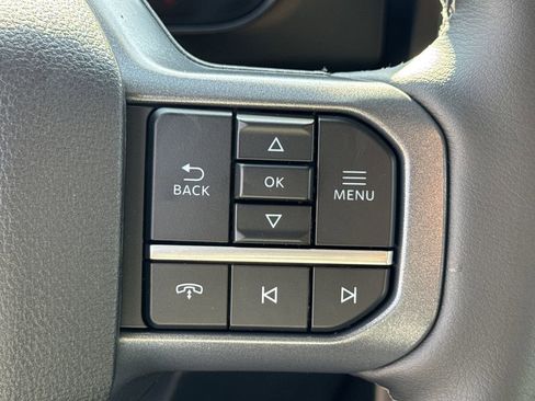 New 2026 Ford F250 Lariat w/ Black Appearance Package image 26