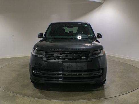 Used 2024 Land Rover Range Rover SE AWD/4WD image 8