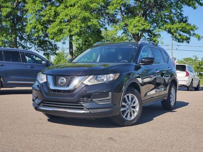 Used 2018 Nissan Rogue SV w/ Premium Package