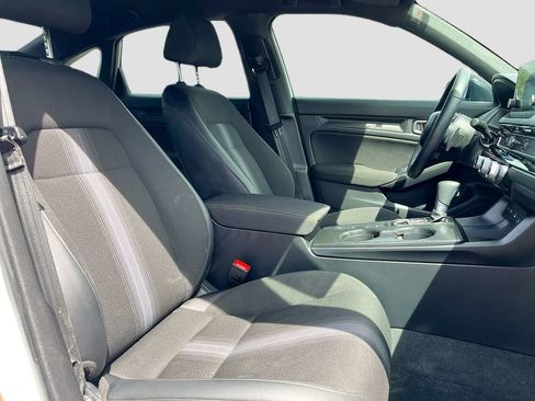 Used 2025 Honda Civic Sport image 26