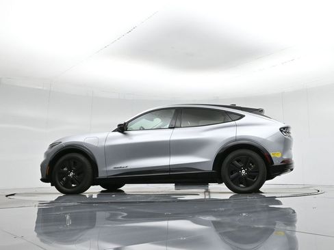 Certified 2021 Ford Mustang Mach-E California Route 1 image 59