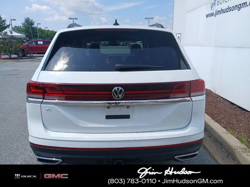 Used 2025 Volkswagen Atlas SE FWD image 5