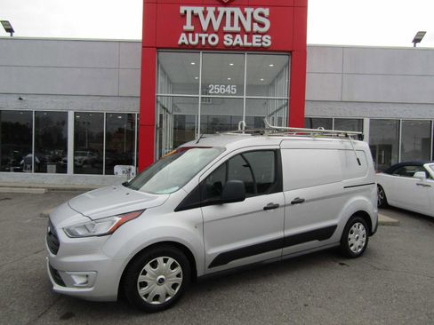 Used 2019 Ford Transit Connect XLT image 2