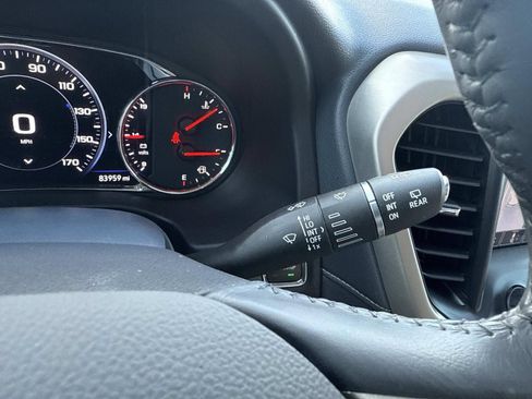 Used 2021 GMC Acadia Denali w/ Denali Ultimate Package image 34