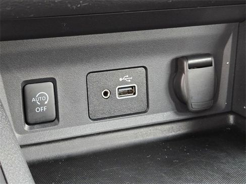 Used 2025 Nissan Sentra S w/ Lighting Package image 31