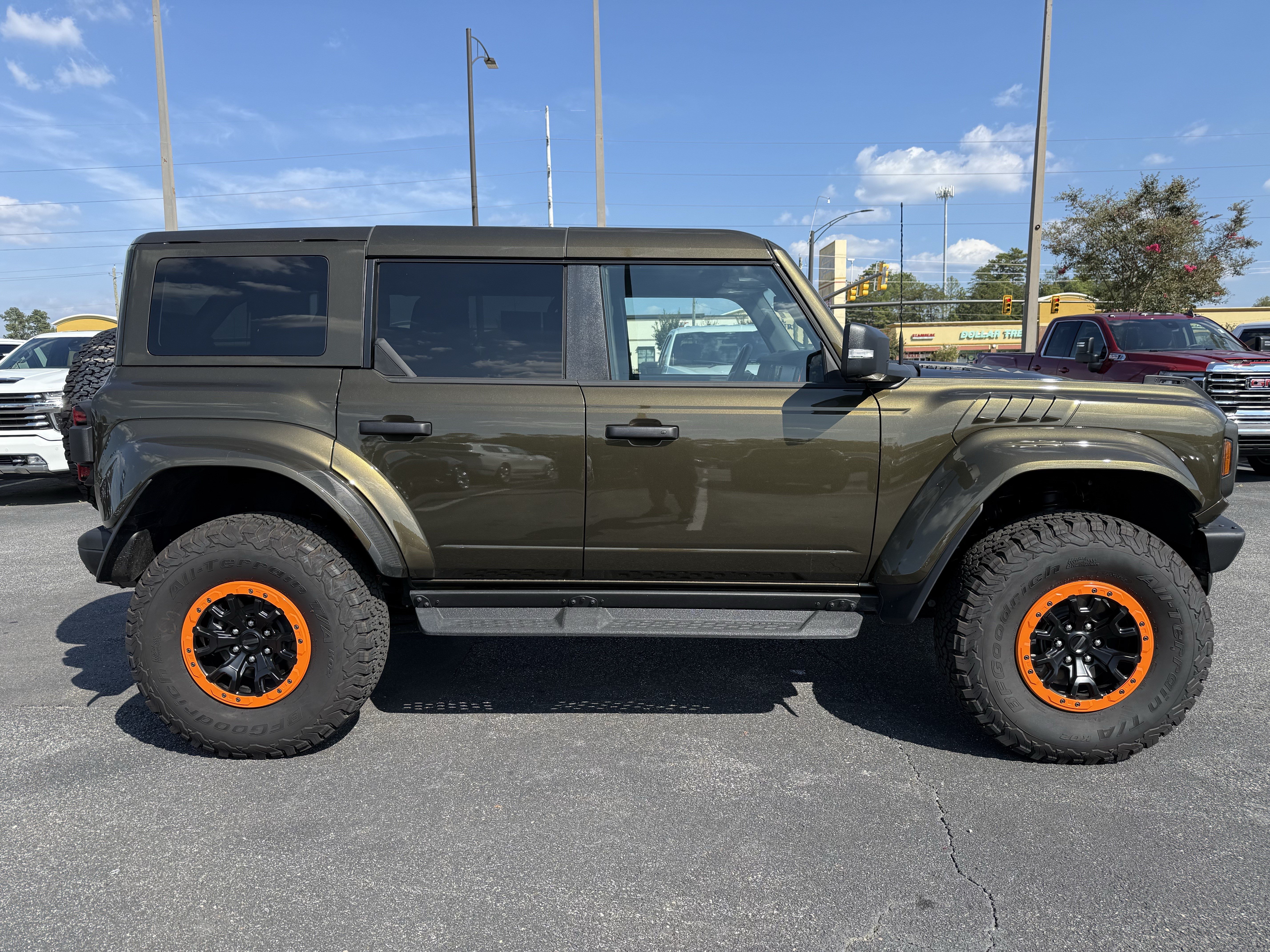 Used 2025 Ford Bronco Raptor AWD/4WD image 11