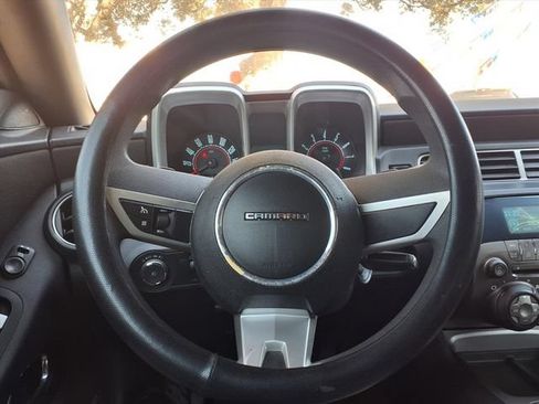 Used 2011 Chevrolet Camaro LT RWD image 16