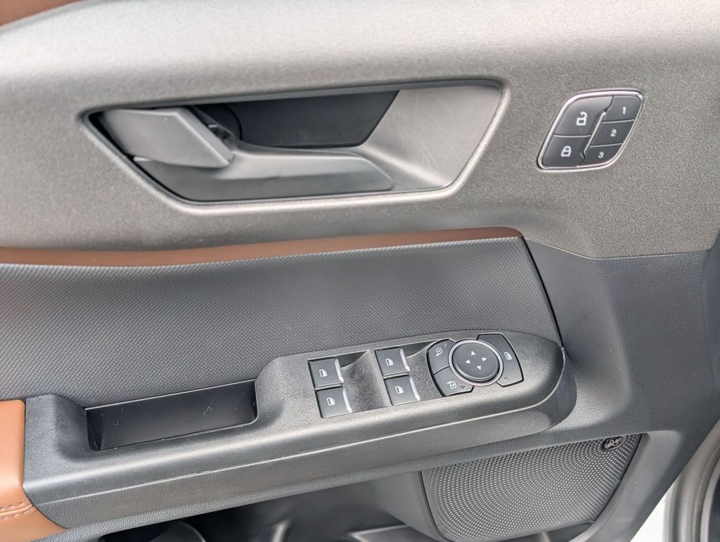 New 2025 Ford Bronco Sport Outer Banks w/ Sasquatch Outer Banks Package AWD/4WD image 25