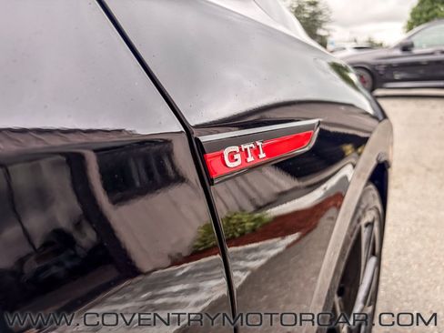 Used 2024 Volkswagen GTI Autobahn FWD image 8