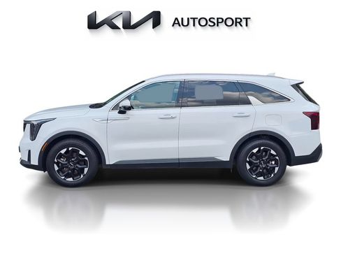 Certified 2024 Kia Sorento S FWD image 14