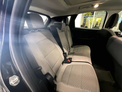 Used 2022 Ford Escape SE w/ Convenience Package image 16