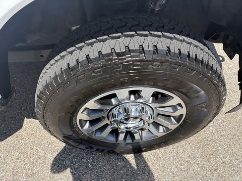 Used 2022 Ford F250 Lariat AWD/4WD image 12