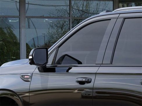 New 2026 GMC Yukon AT4 image 12