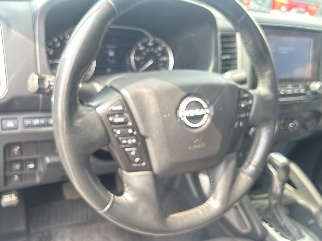 Used 2023 Nissan Frontier SV w/ SV Convenience Package AWD/4WD image 9